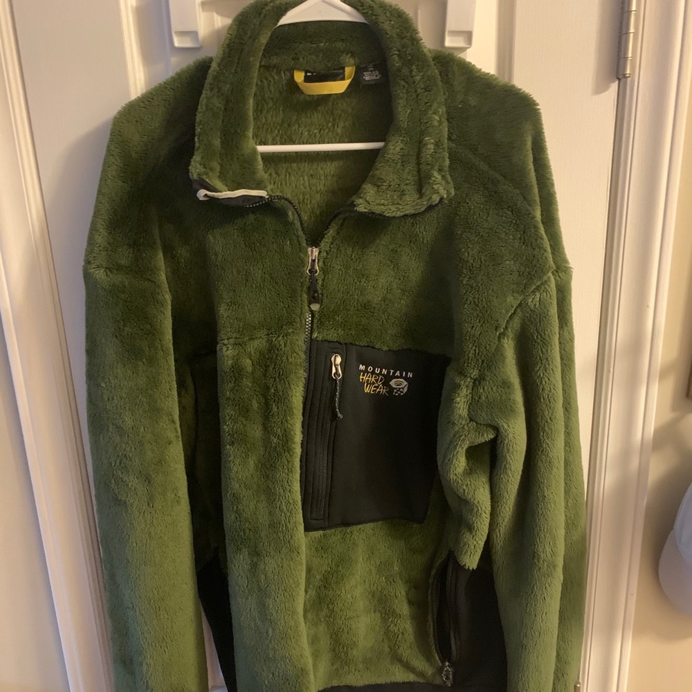 Men’s Mountain Hardware Jacket